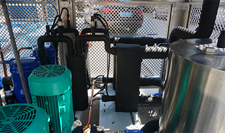 如果冷水機(jī)組出現(xiàn)冷媒泄漏現(xiàn)象該如何去判斷？