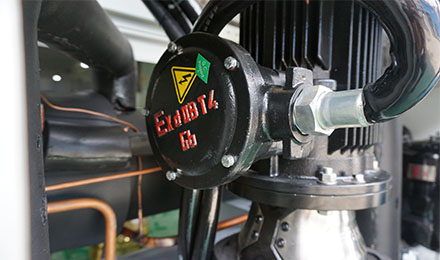 如何選擇適合自己設(shè)備的冷水機？